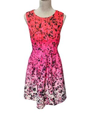 Vince Camuto Women's Short Fit Flare Pink Multi Color Dress Size 8